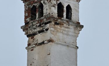 Старицкий Свято-Успенский мужской монастырь зимой.