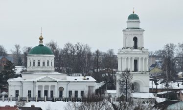 Кафедральный собор Оковецко-Ржевской иконы Божией Матери. Ржев зимой.
